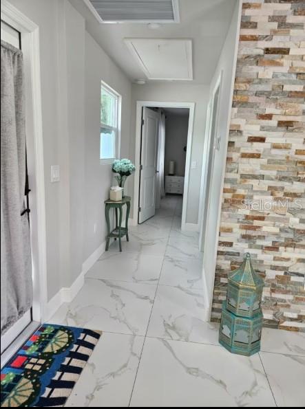 LAKEWOOD TR A - Residential Lease