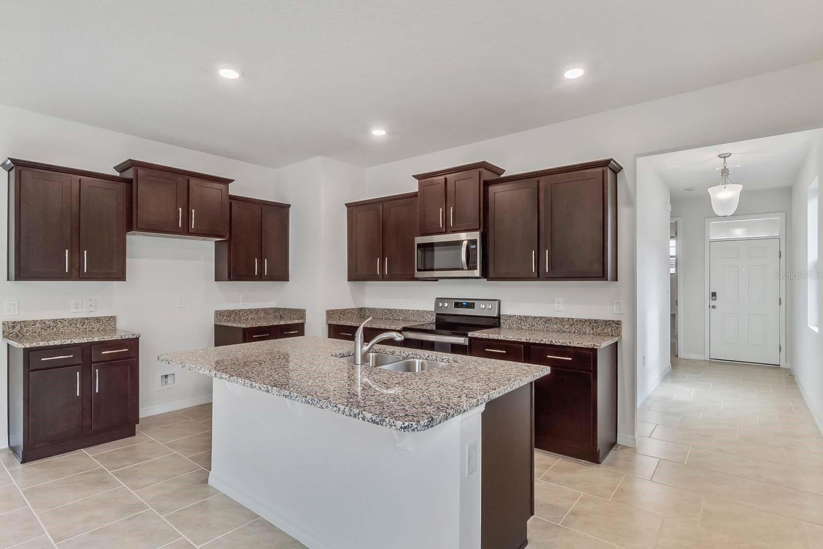 3975 KENNEBUNK LOOP