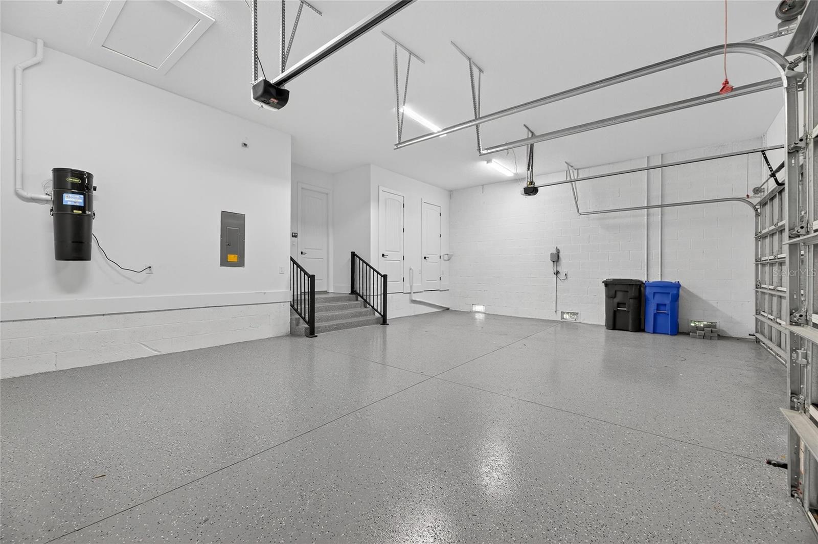 MIRABAY PH 2A-3 - Residential