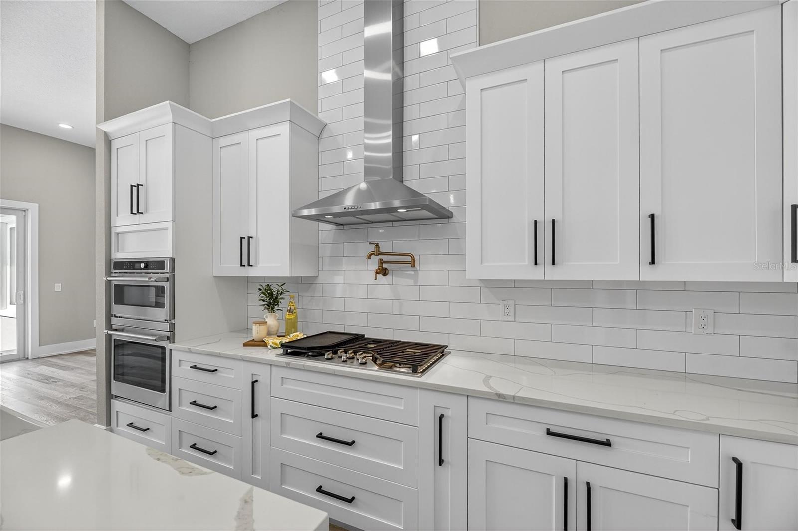 MIRABAY PH 2A-3 - Residential