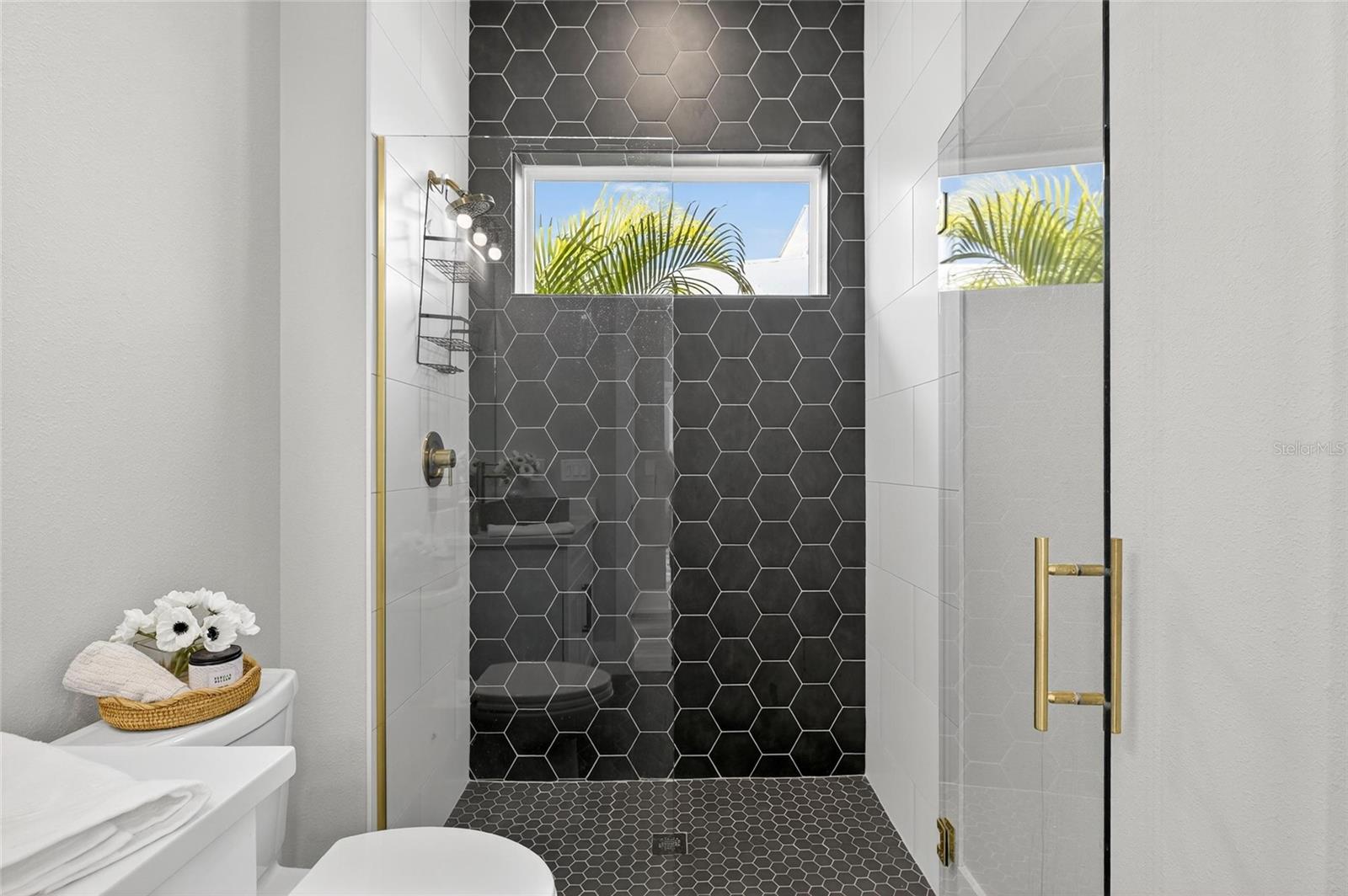 MIRABAY PH 2A-3 - Residential
