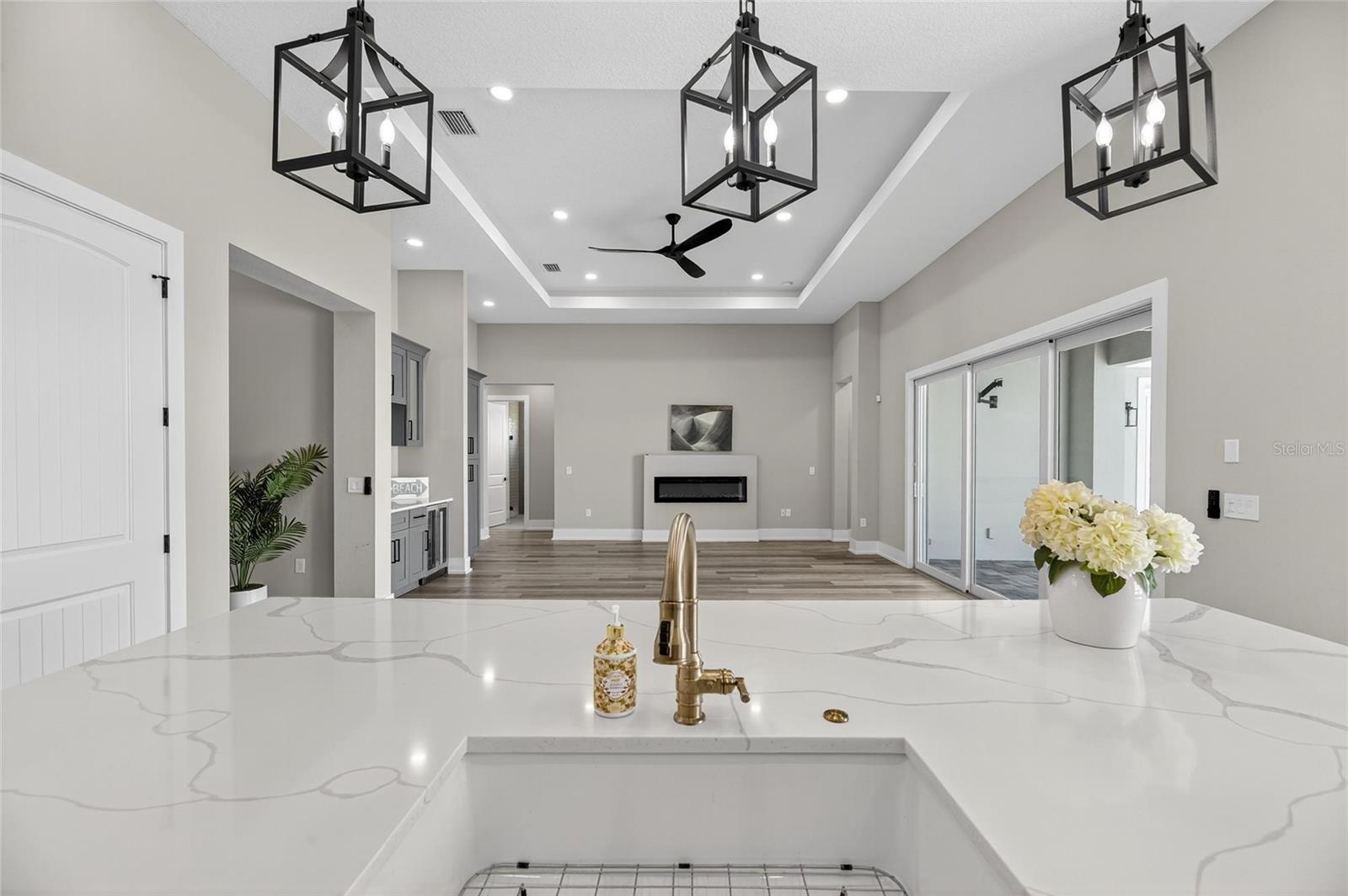 MIRABAY PH 2A-3 - Residential