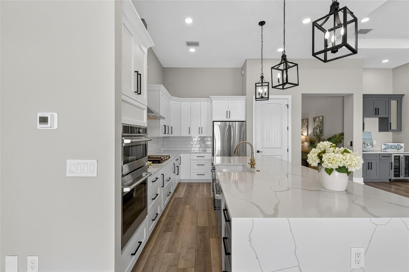 MIRABAY PH 2A-3 - Residential