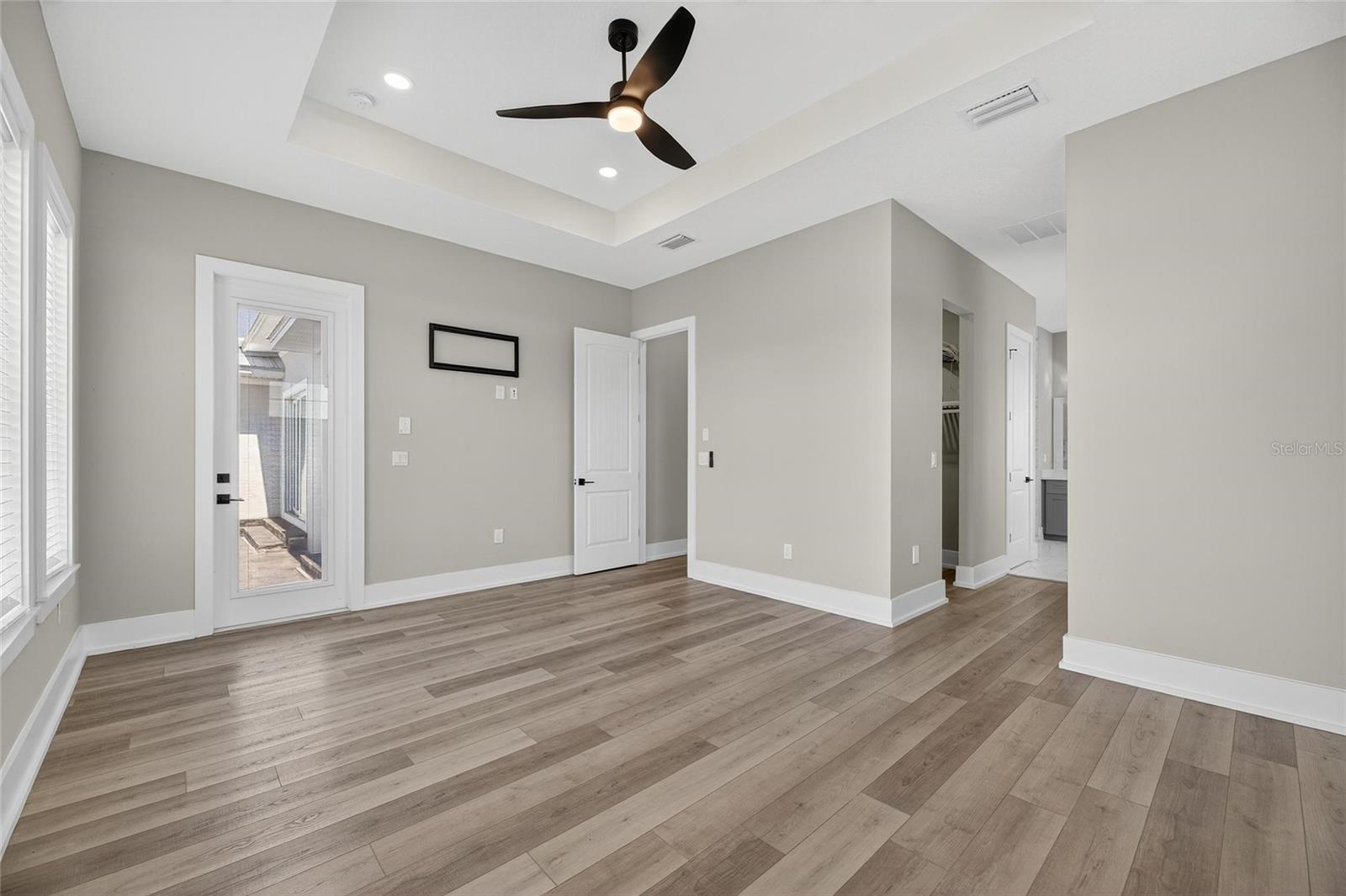 MIRABAY PH 2A-3 - Residential