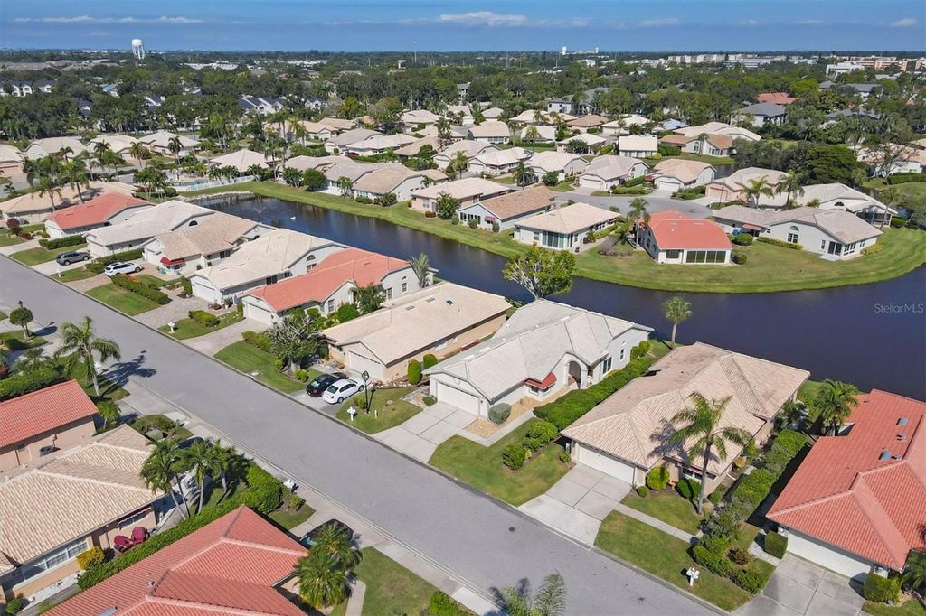 Photo of 4418 Muirfield Drive, Bradenton, FL 34210 (MLS # A4668593)