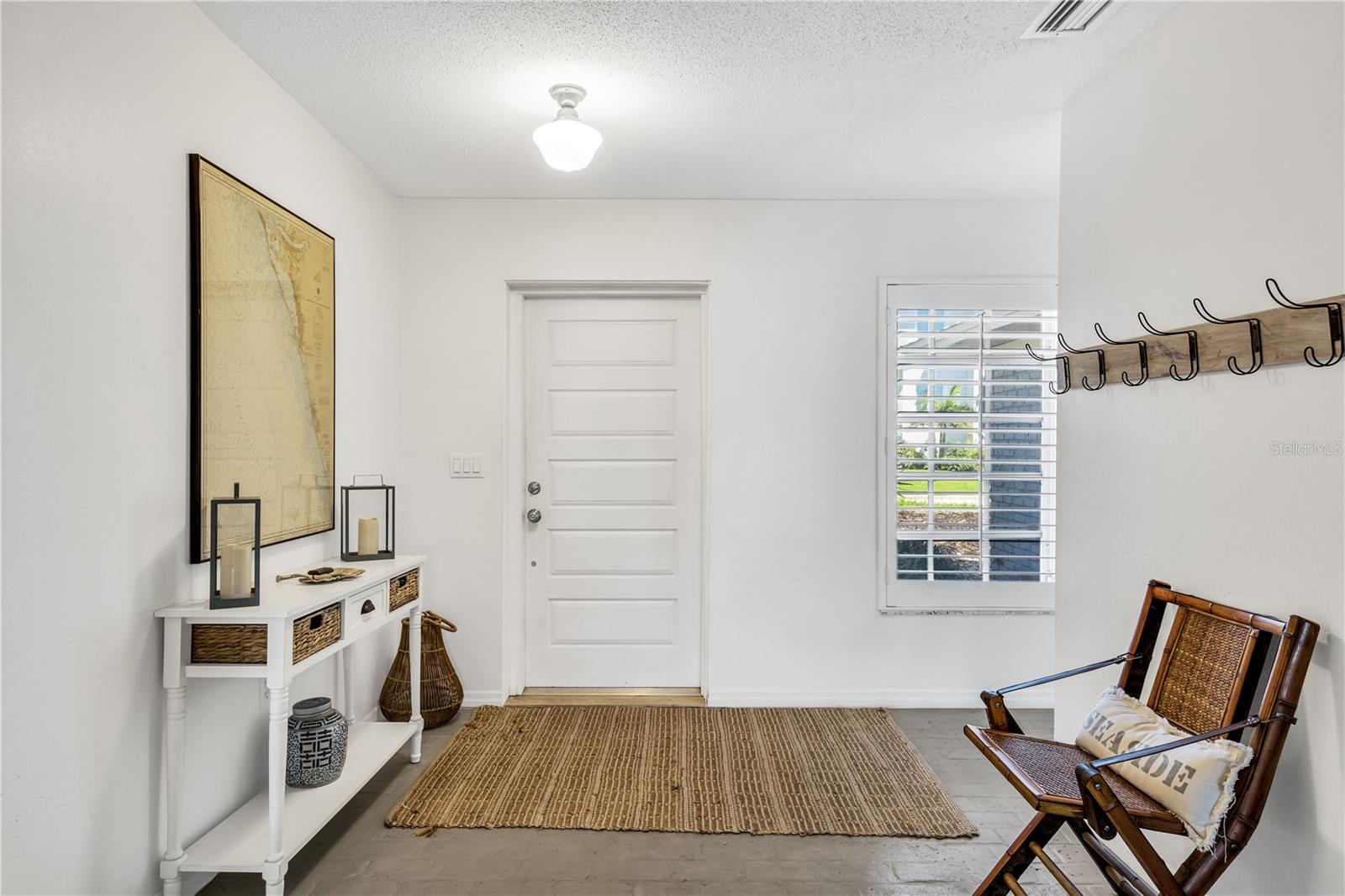 COUNTRY CLUB SHORES SEC 01 - Residential