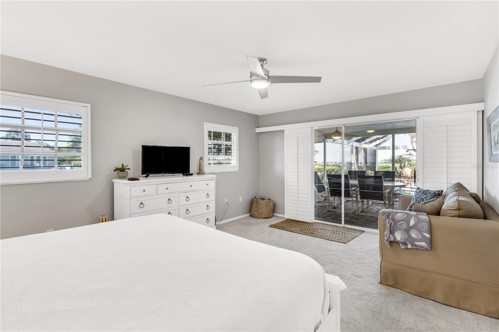 COUNTRY CLUB SHORES SEC 01 - Residential