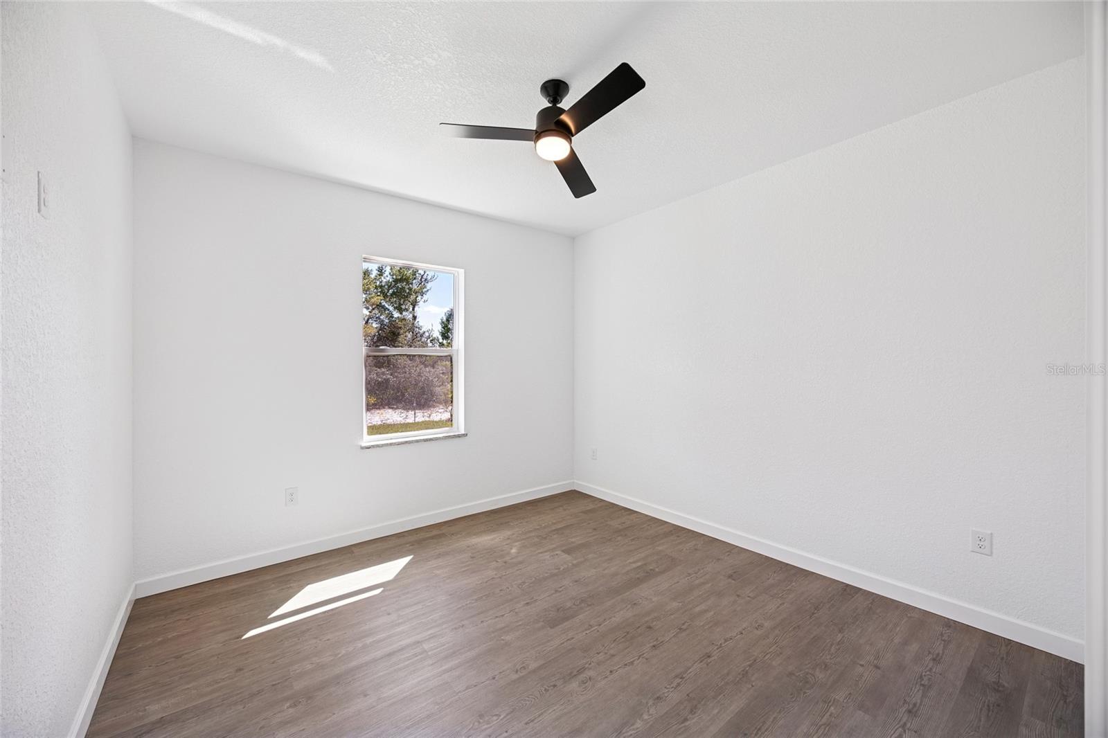 SUN N LAKE - Residential
