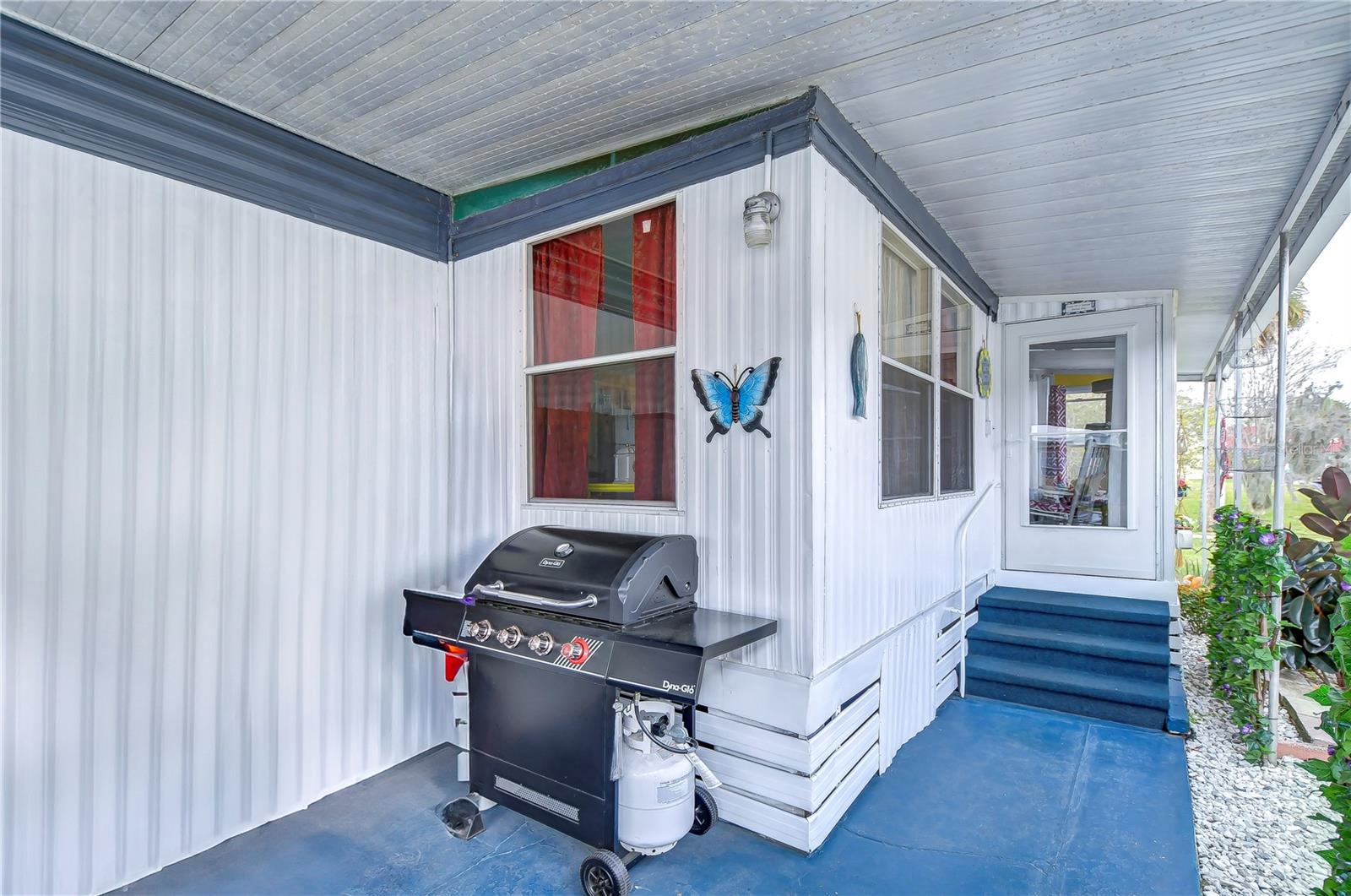 PINECREST MOBILE HOME PARK - Residential
