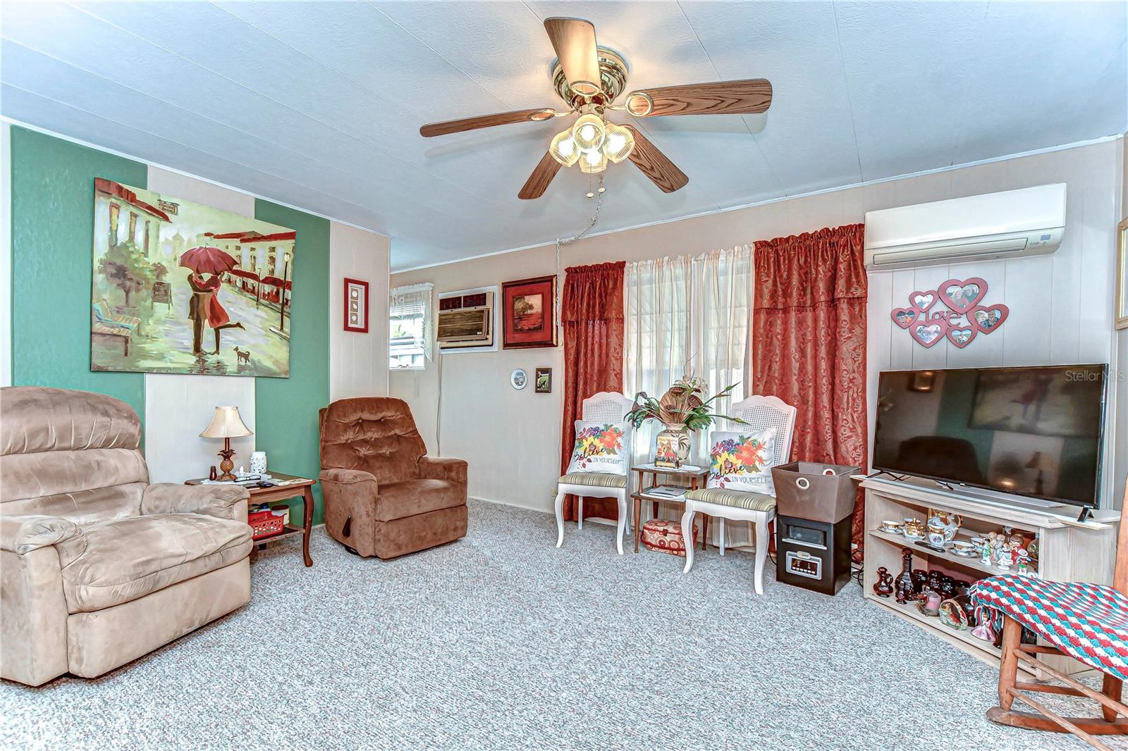 PINECREST MOBILE HOME PARK - Residential