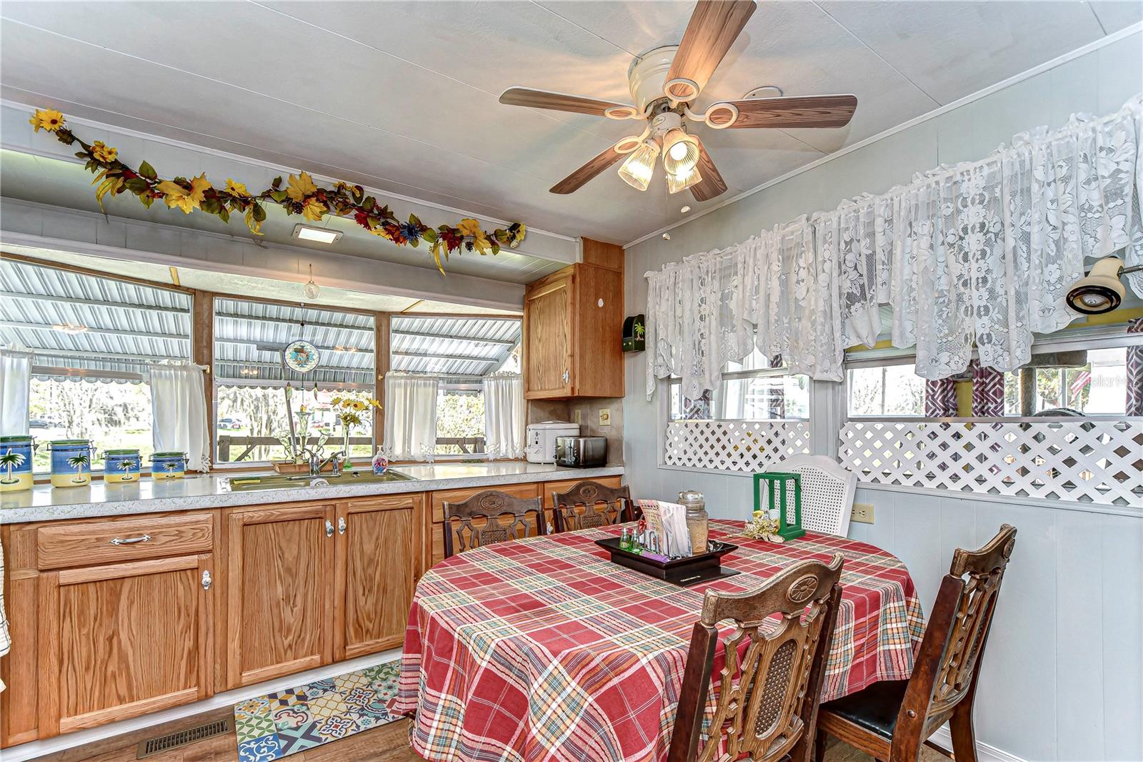 PINECREST MOBILE HOME PARK - Residential