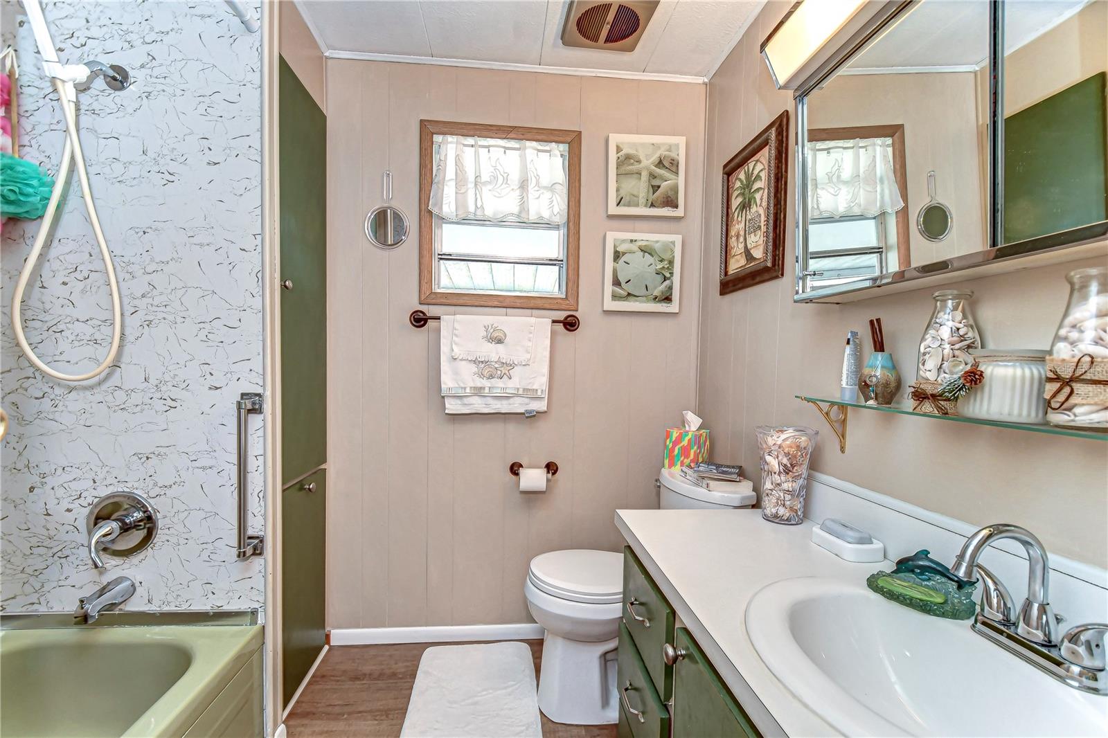 PINECREST MOBILE HOME PARK - Residential