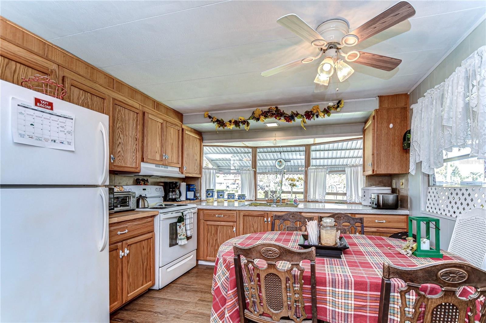 PINECREST MOBILE HOME PARK - Residential