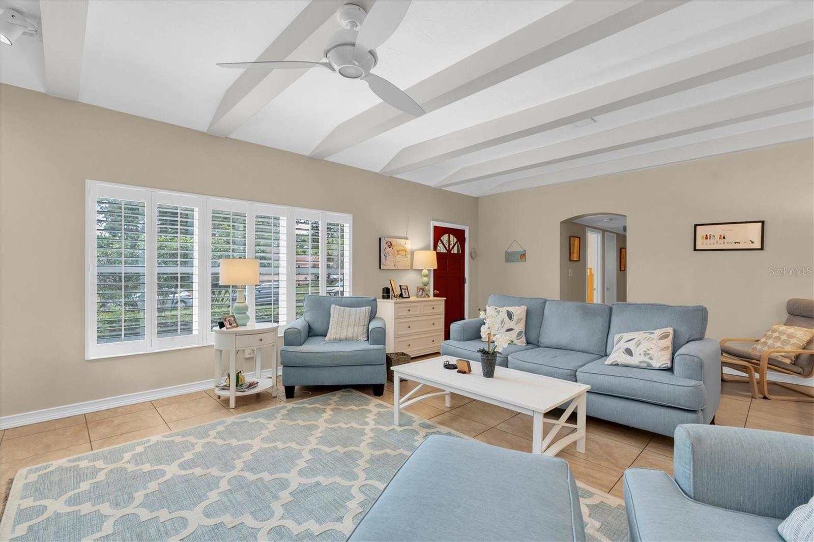 PASADENA ESTATES SEC F - Residential