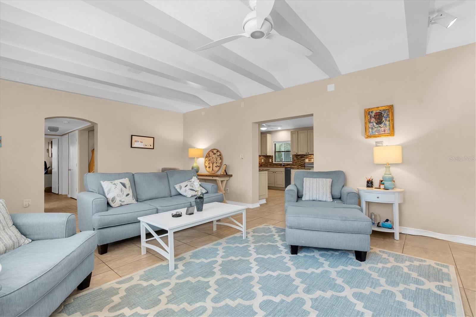 PASADENA ESTATES SEC F - Residential