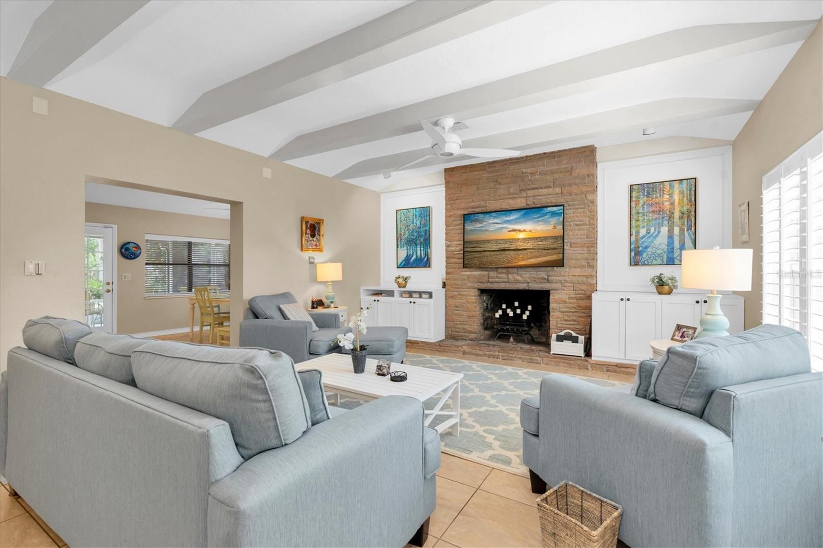 PASADENA ESTATES SEC F - Residential