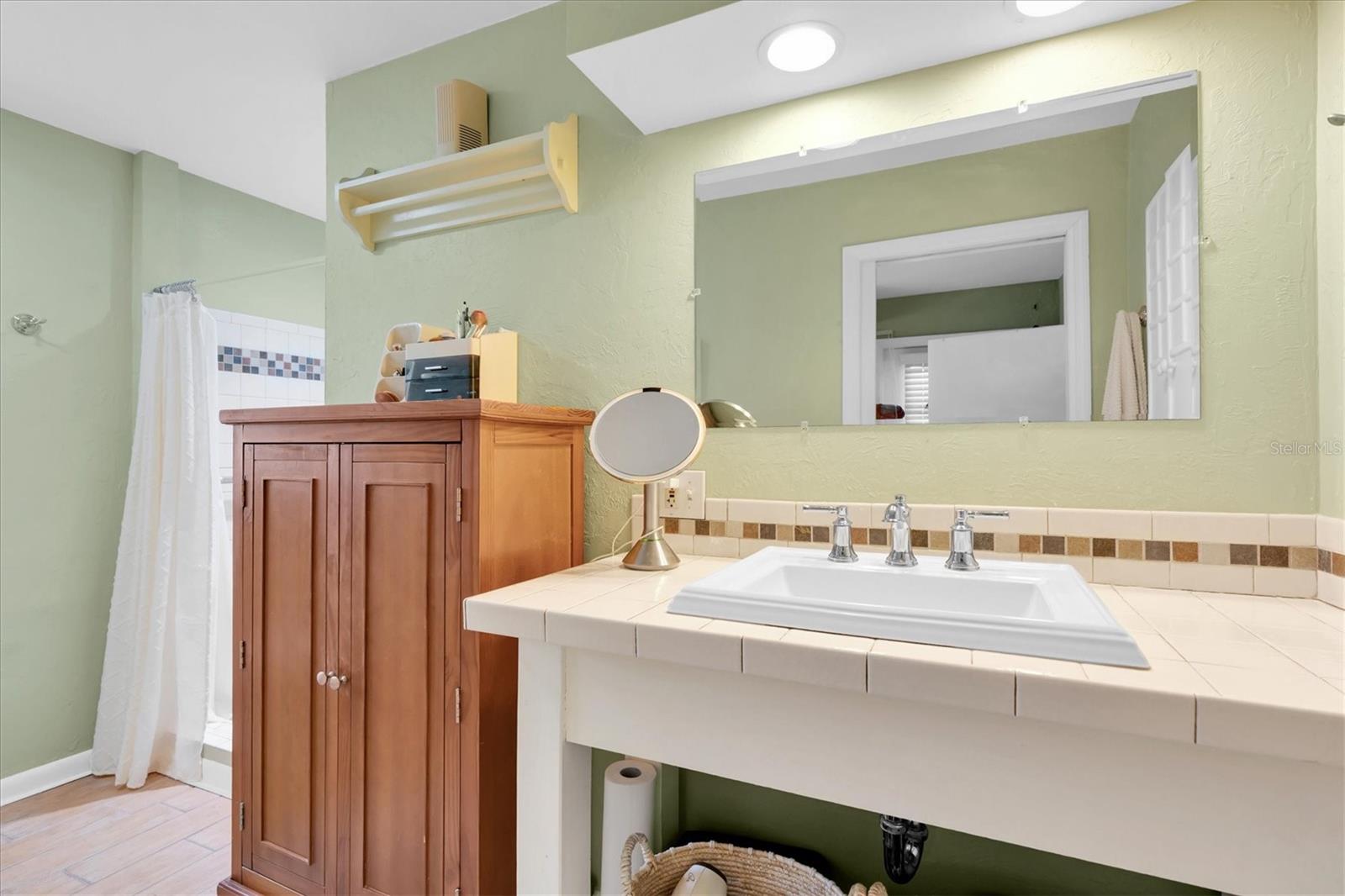 PASADENA ESTATES SEC F - Residential