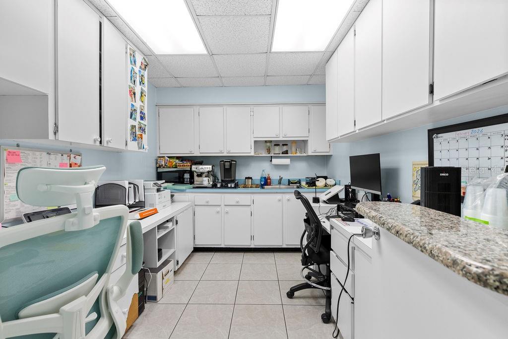 111 N FISKE BOULEVARD