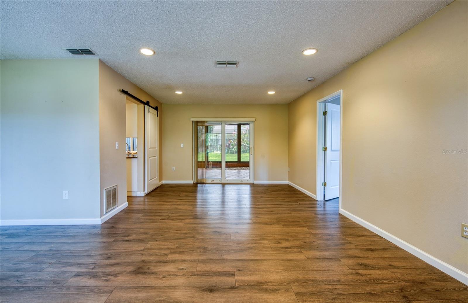 2143 SALISBURY COURT