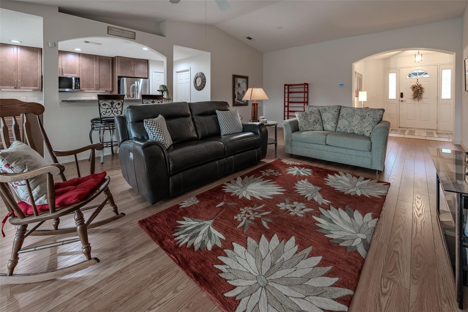 SUMMERGLEN PH I - Residential