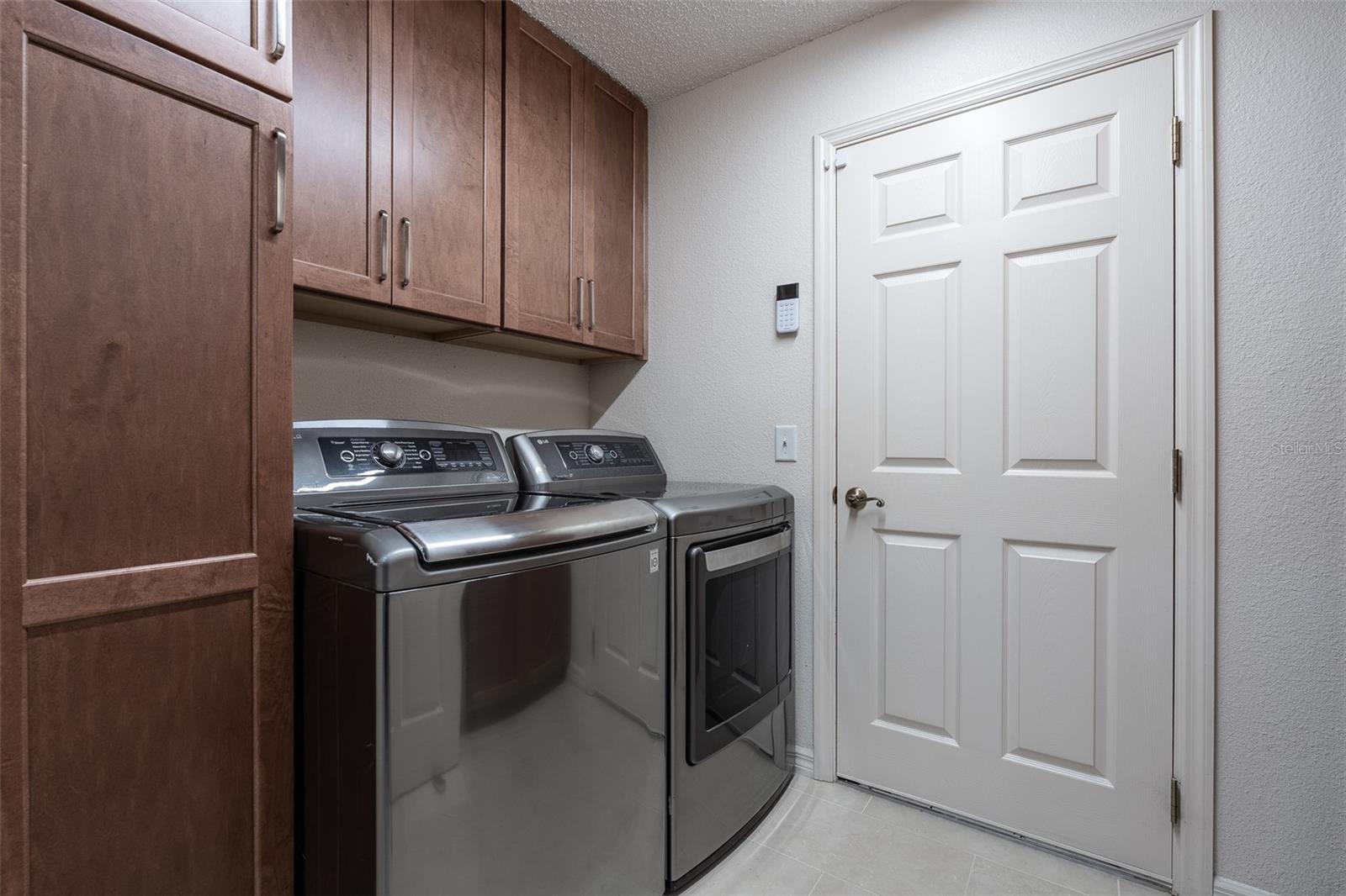 SUMMERGLEN PH I - Residential