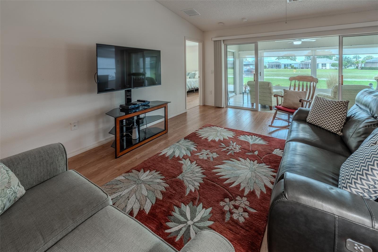 SUMMERGLEN PH I - Residential