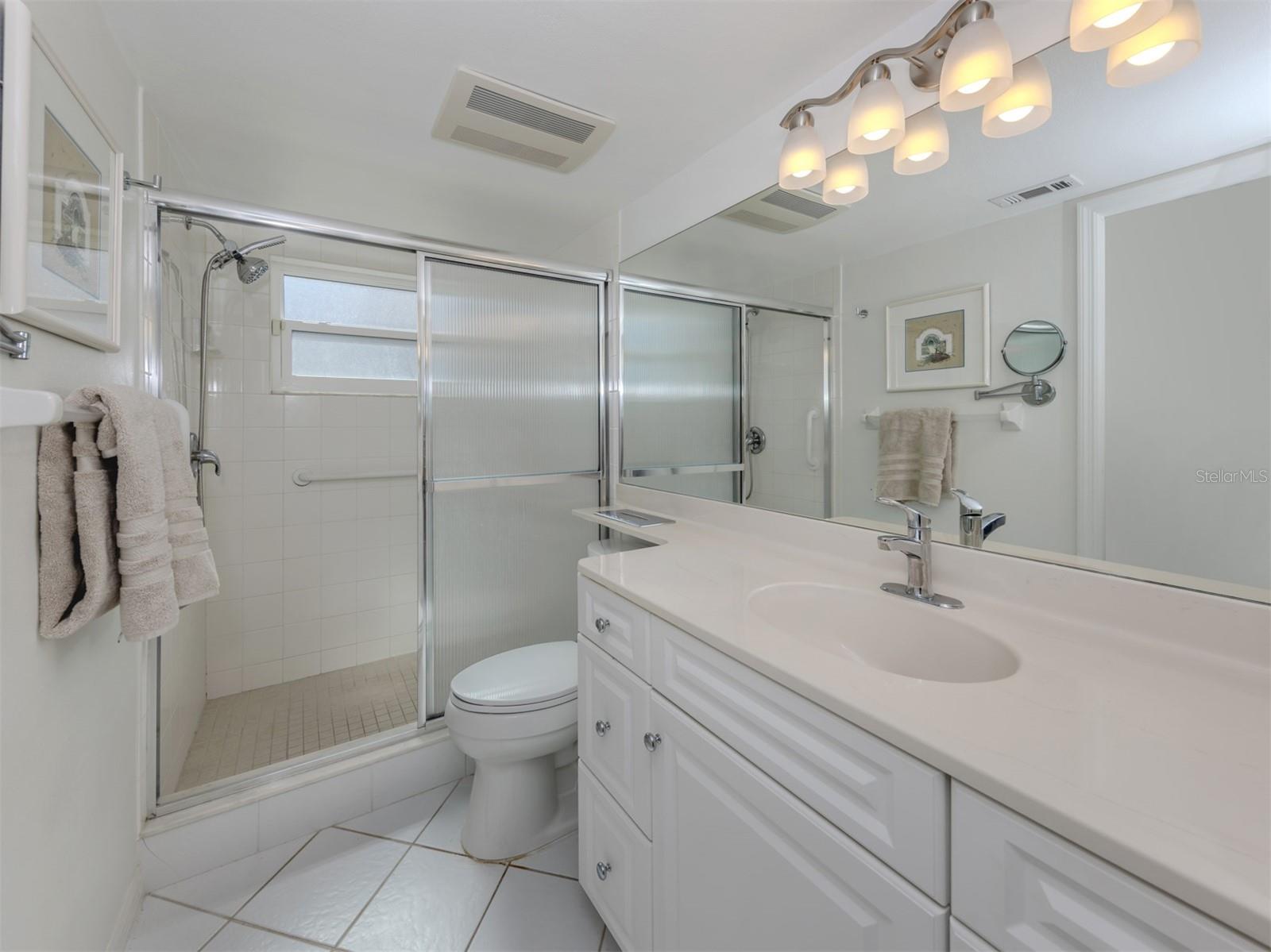 FARMINGTON VISTAS - Residential