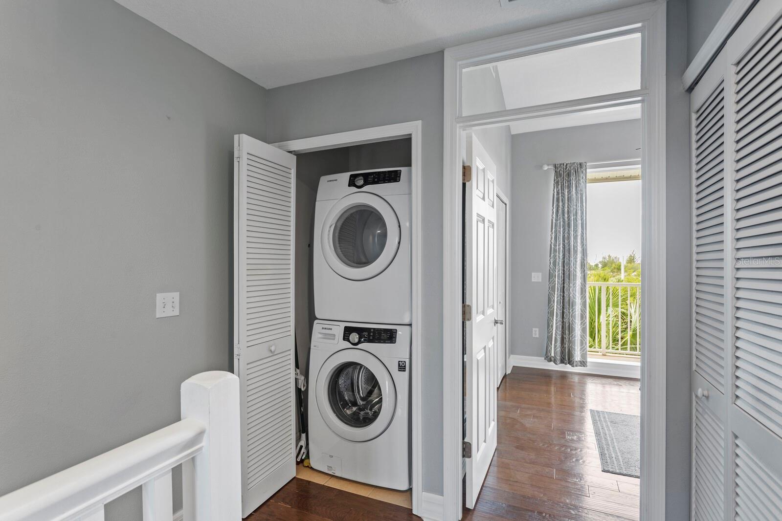 BAHIA BEACH TWNHMS PH 2 - Residential