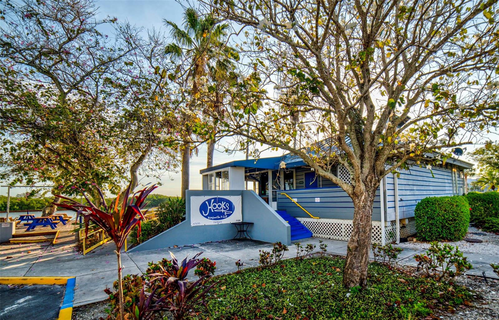 BAHIA BEACH TWNHMS PH 2 - Residential