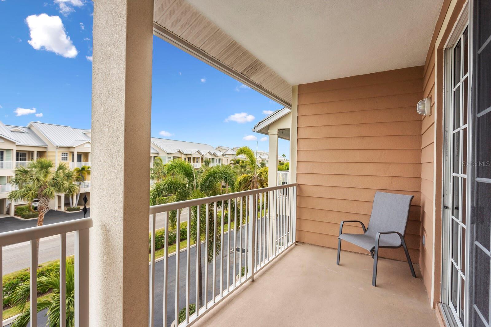 BAHIA BEACH TWNHMS PH 2 - Residential