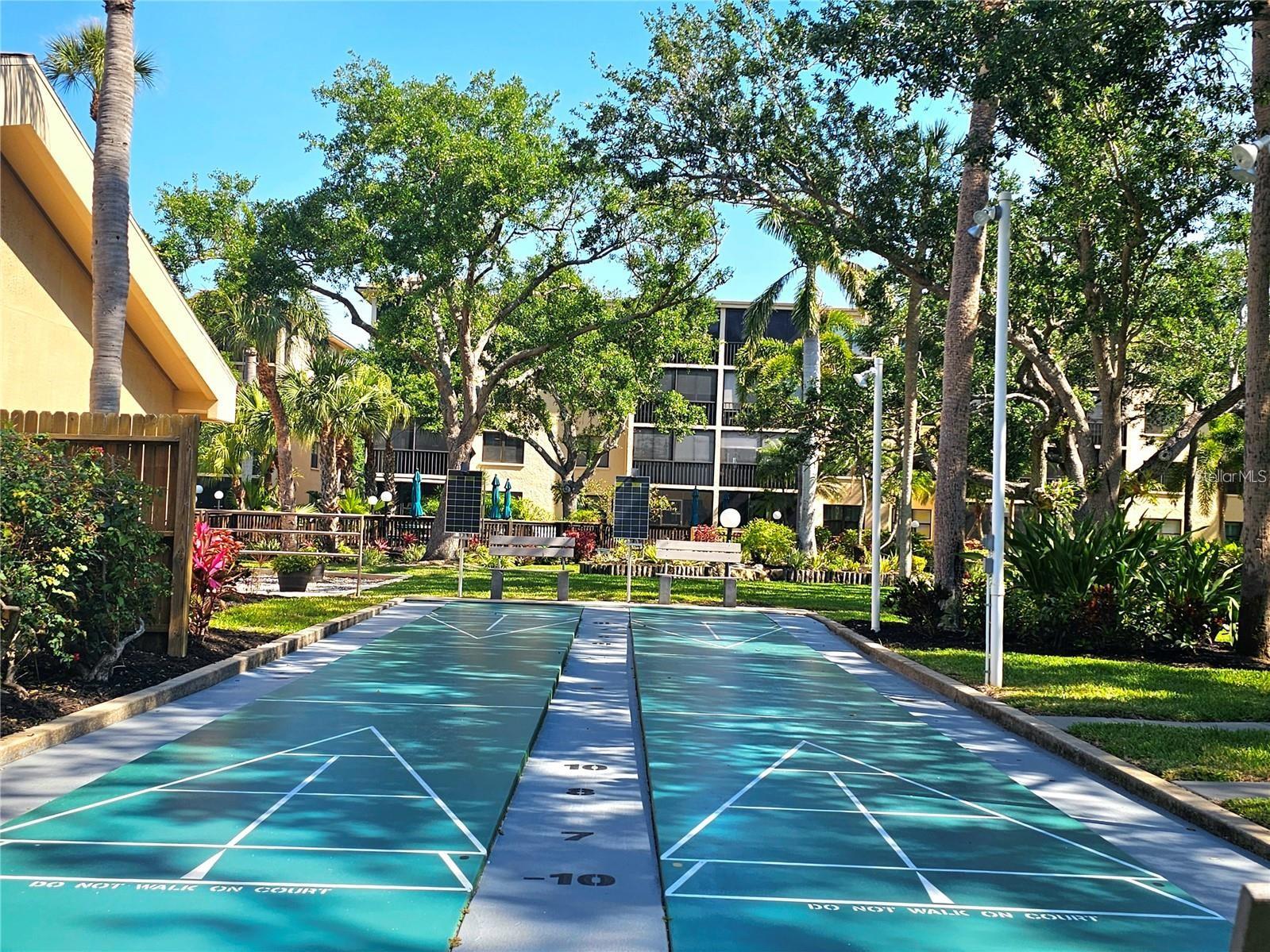 DESOTO SQUARE VILLAS PH I - Residential