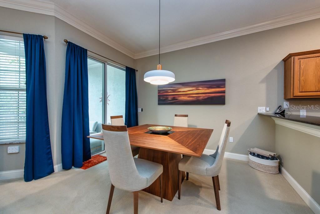 POINTE TARPON TWNHMS - Residential