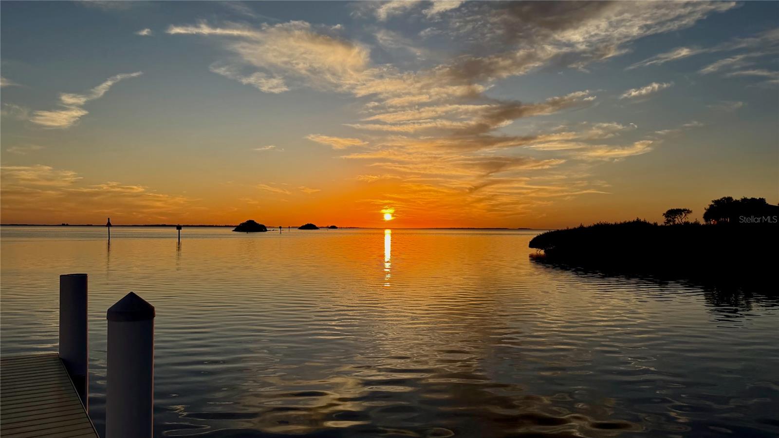 POINTE TARPON TWNHMS - Residential