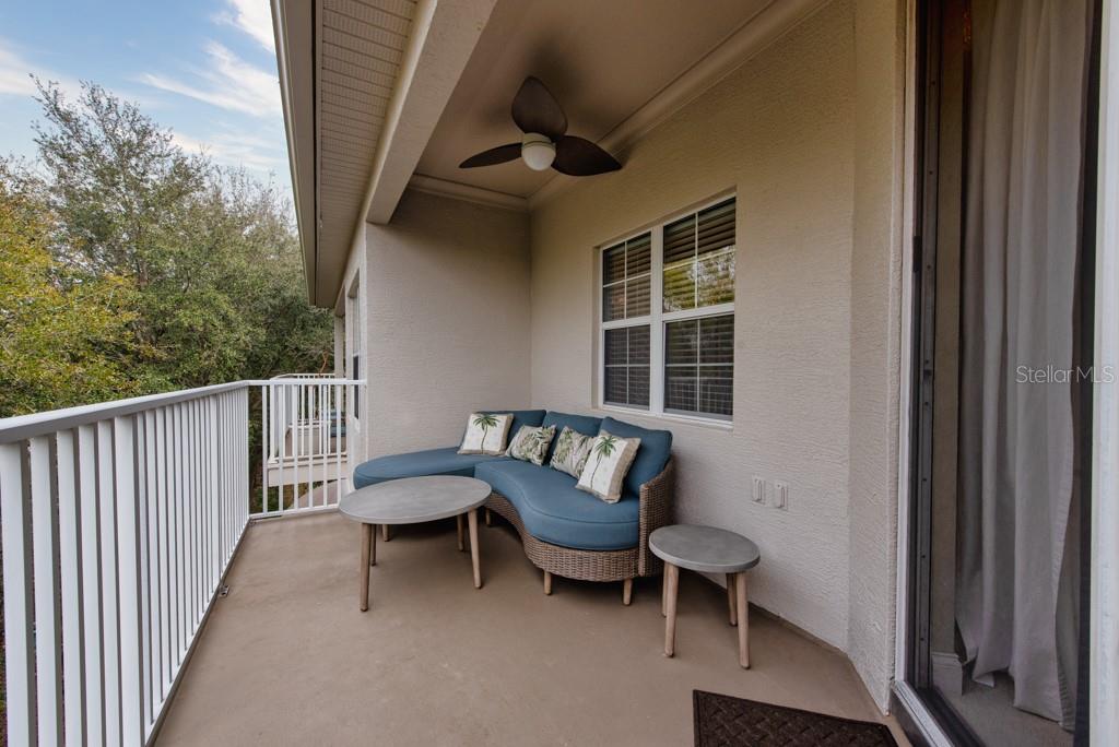 POINTE TARPON TWNHMS - Residential