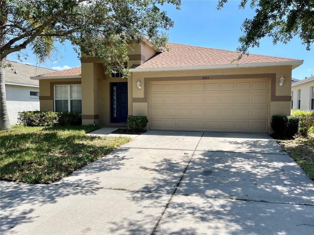 Photo of 3945 Hampton Hills Drive, Lakeland, FL 33810 (MLS # TB8544325)