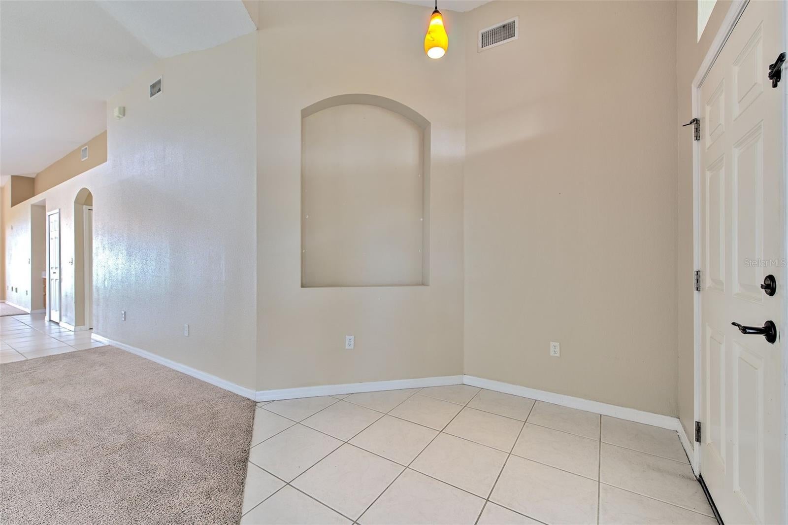 3945 HAMPTON HILLS DRIVE