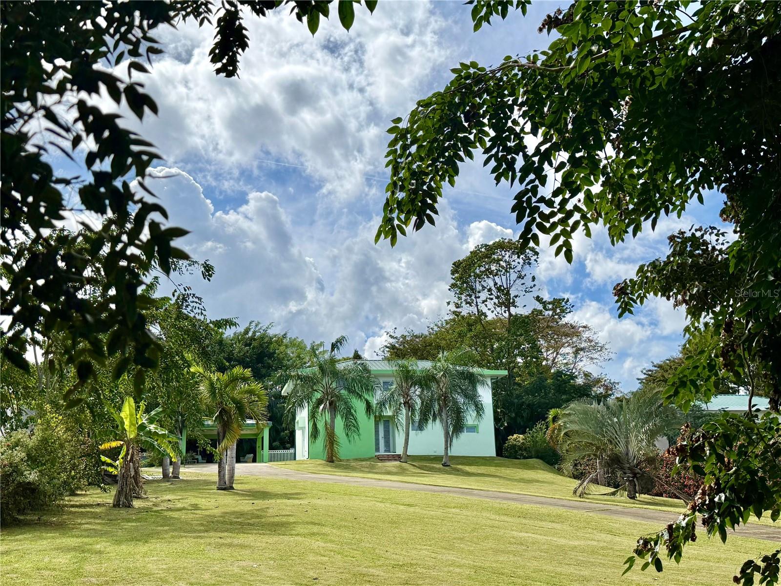 HACIENDA MARGARITA - Residential