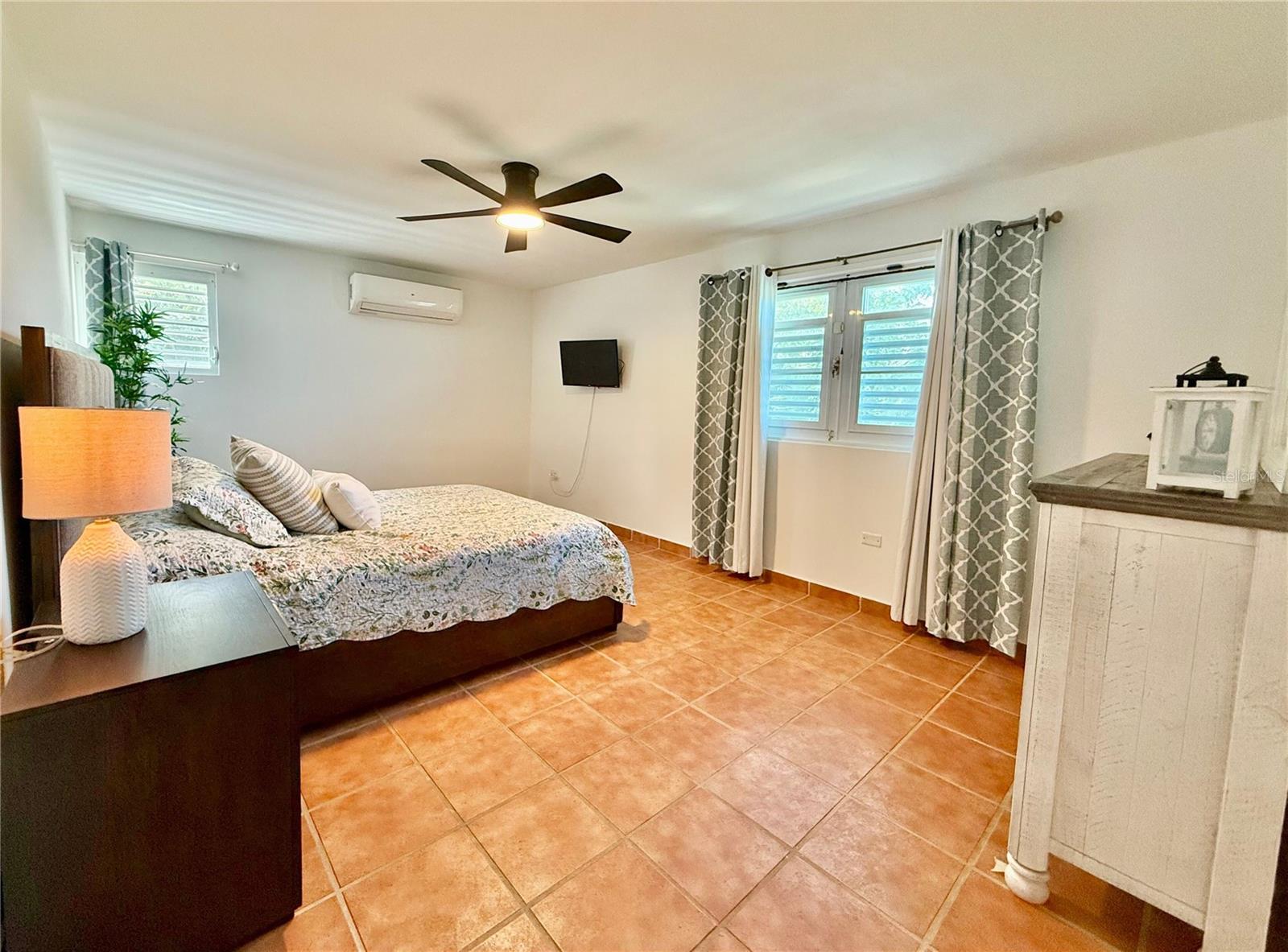 HACIENDA MARGARITA - Residential