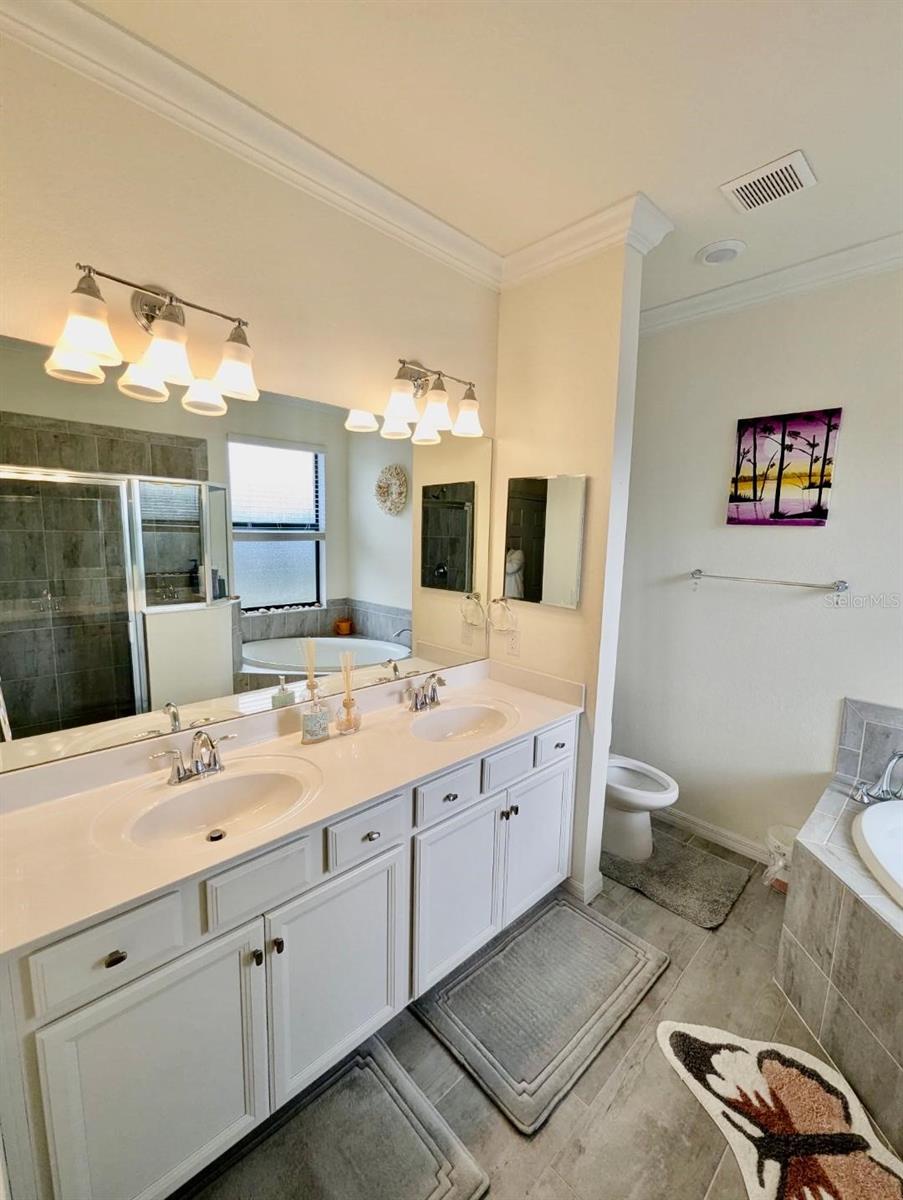 GRAN PARADISO PH 1 - Residential