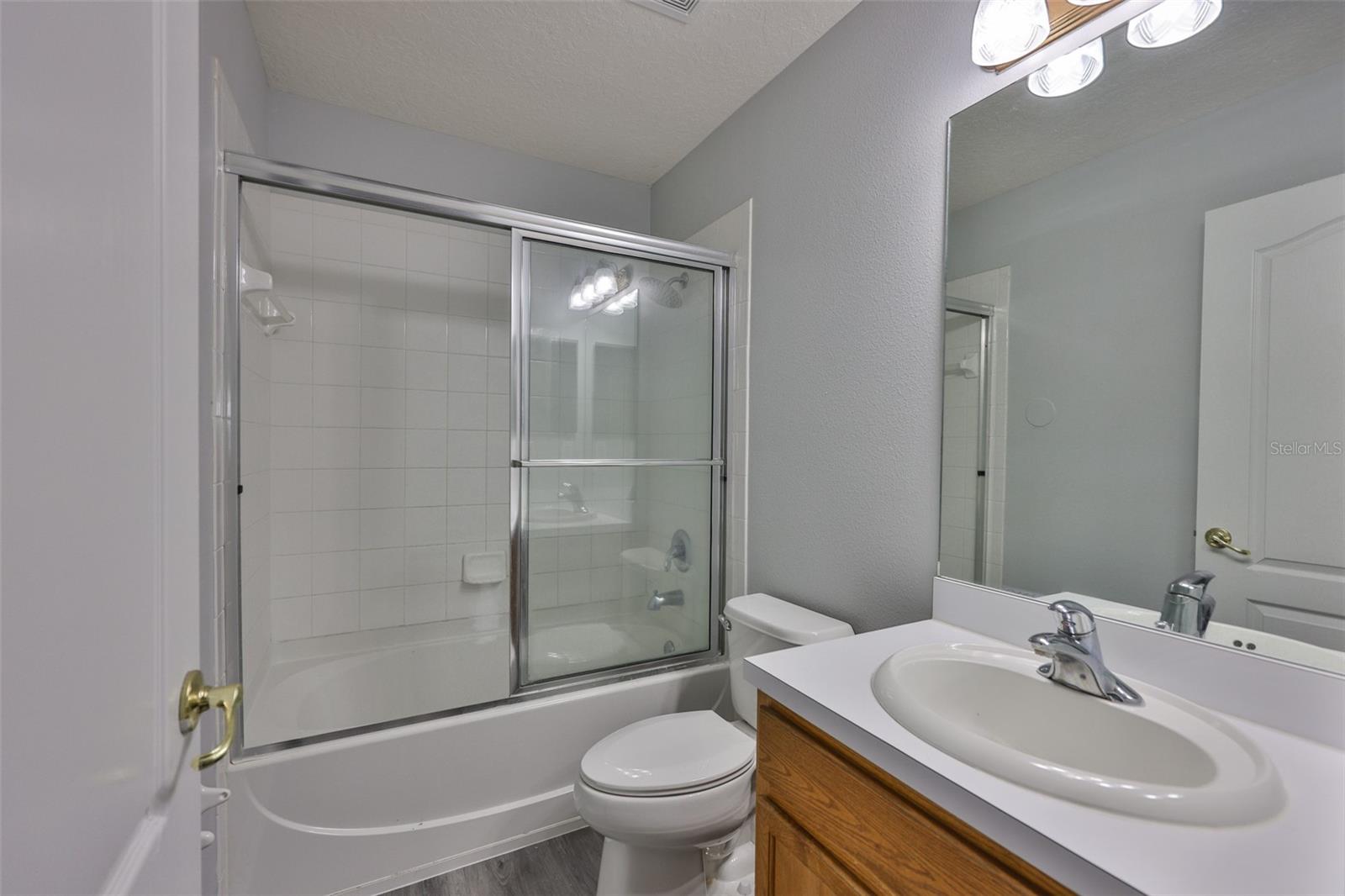 KINGS LAKE TWNHMS - Residential