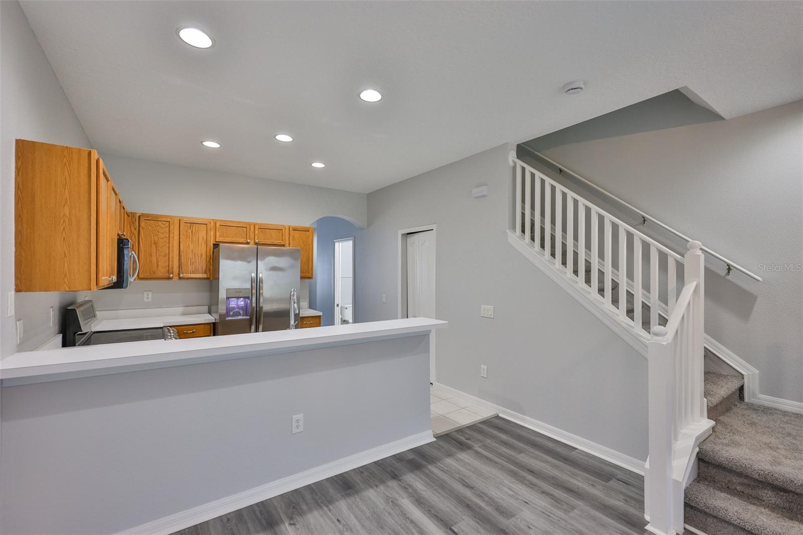 KINGS LAKE TWNHMS - Residential