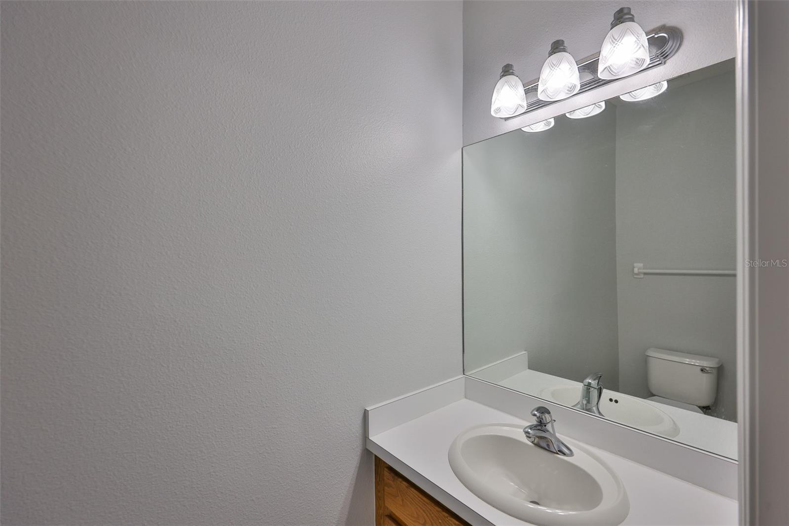 KINGS LAKE TWNHMS - Residential