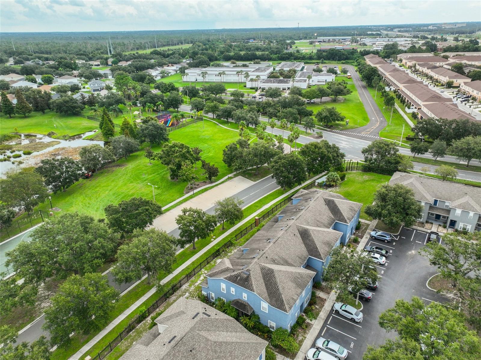 KINGS LAKE TWNHMS - Residential