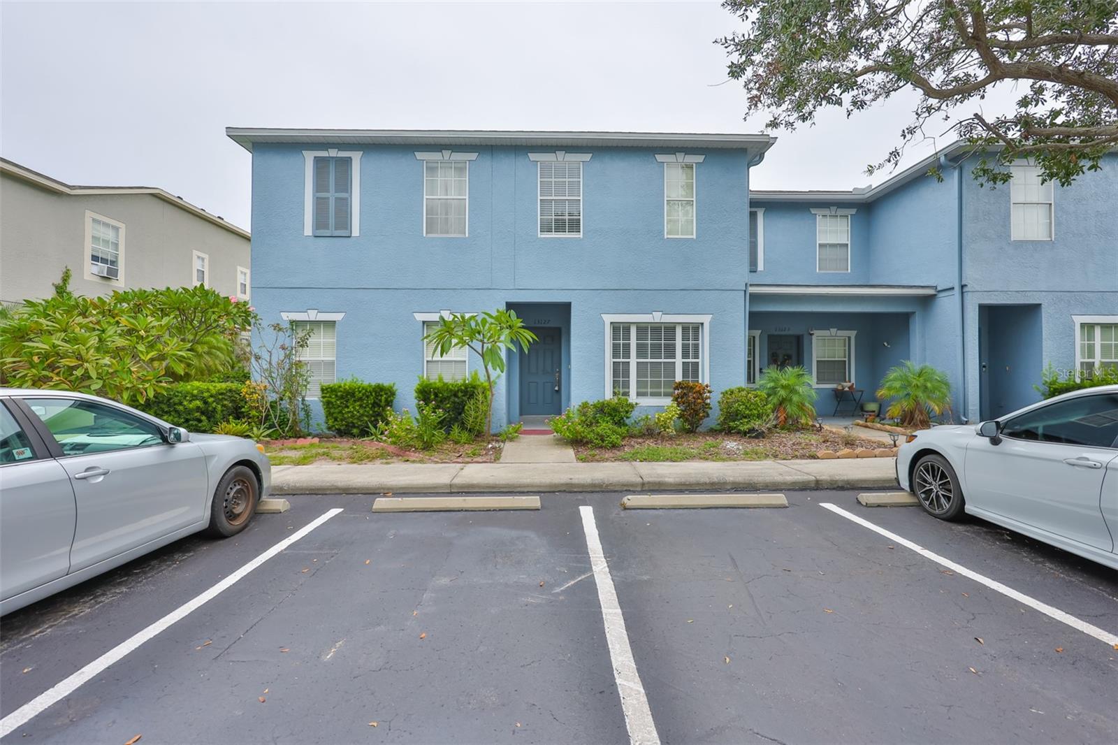 KINGS LAKE TWNHMS - Residential