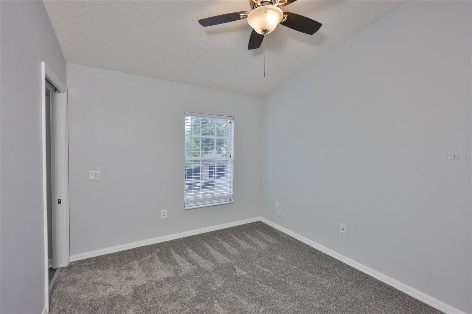 KINGS LAKE TWNHMS - Residential