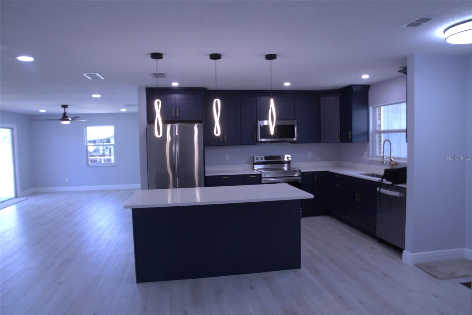 SPRING HILL - Residential