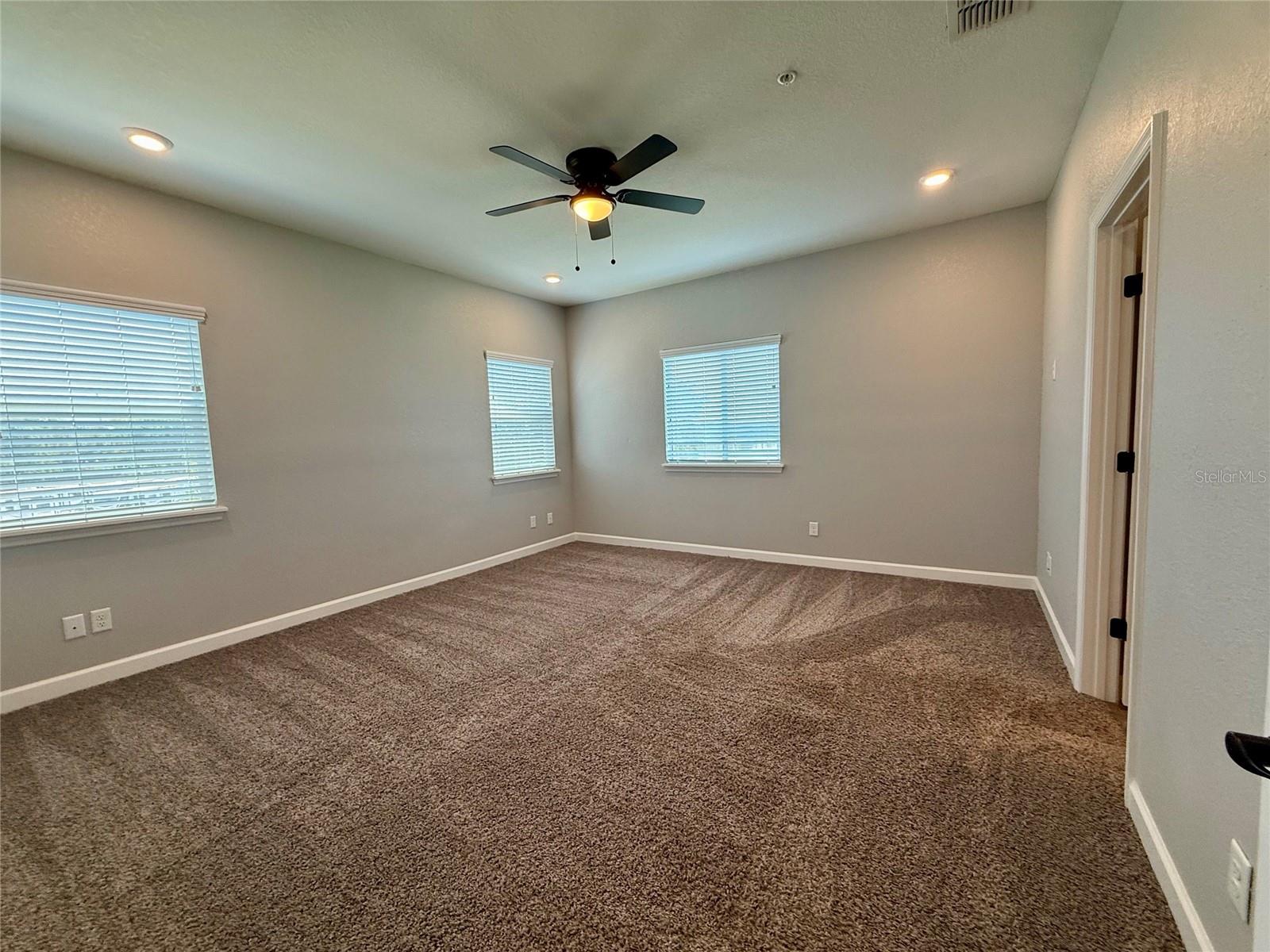 BOUNT & WHITLEDGE SUB - Residential Lease