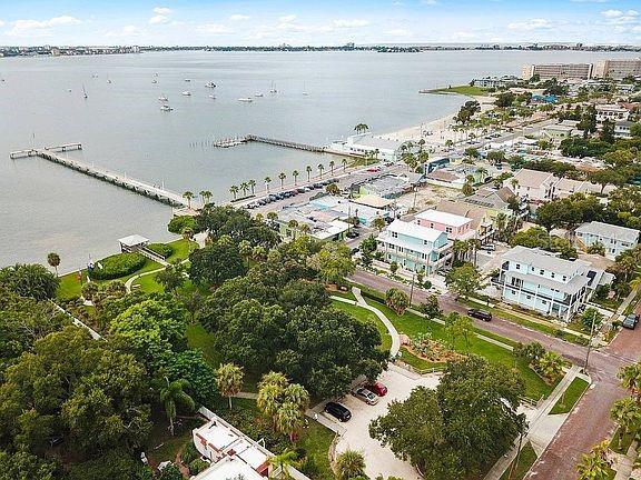 BOCA CEIGA PARK - Residential