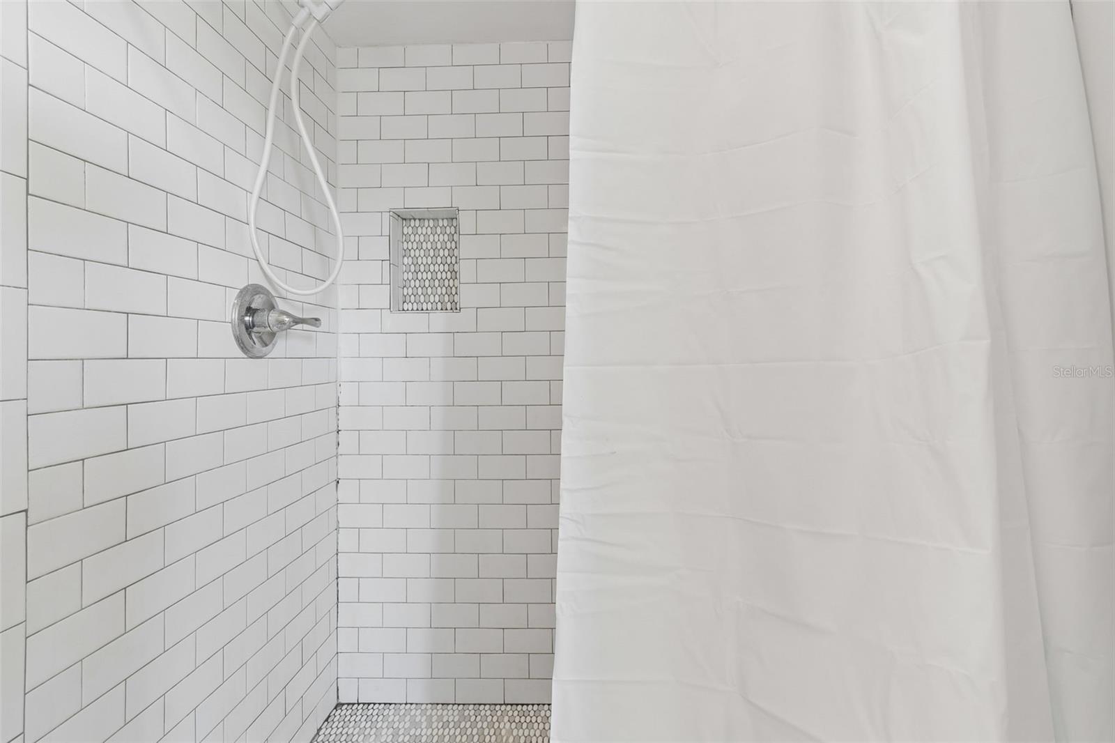 THE GRAND AT OLDE CARROLLWOOD - Residential