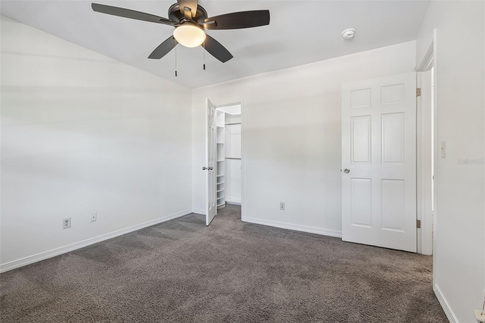 THE GRAND AT OLDE CARROLLWOOD - Residential